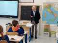 Il-dirigente-Rosati-legge-Ventimila-leghe-sotto-i-mari